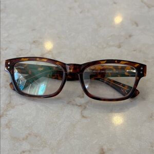 Foster Grant Tortoise Shell readers +2.50 Glasses